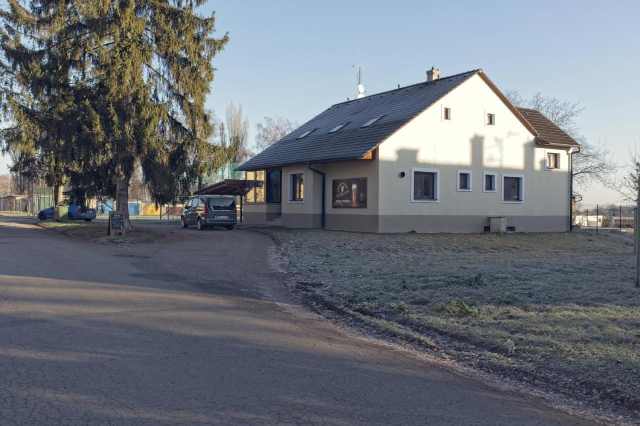 Penzion&Pizzerie U Massima Vyškov Exterior foto